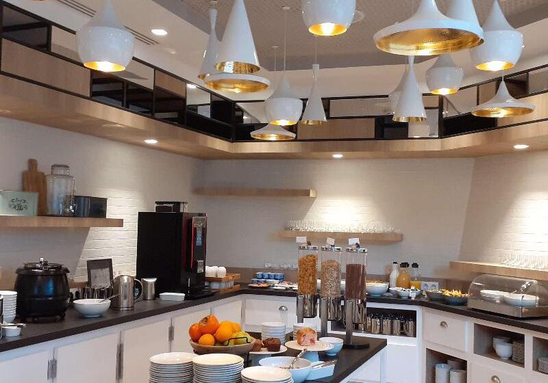 فندق Hilton Garden Inn Massy