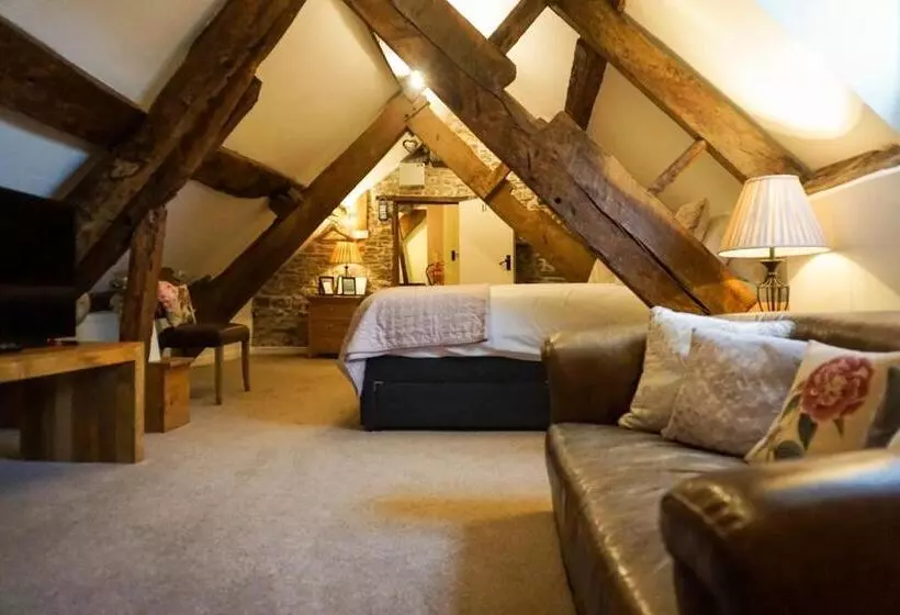 ホテル Kings Arms