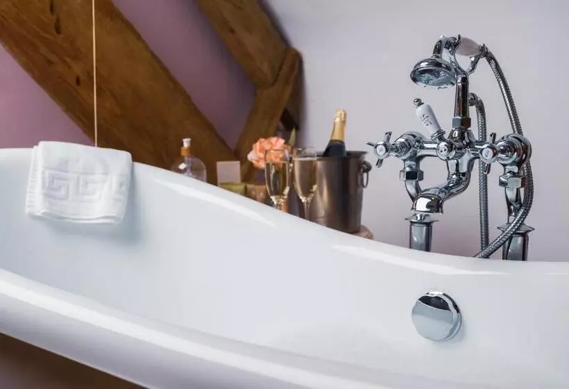 ホテル Kings Arms