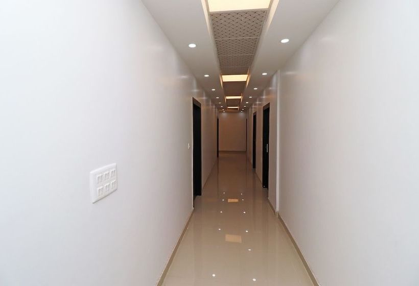 Hotel Spot On 37815 Stay N Style