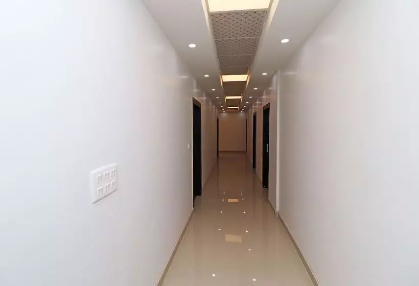 Hotelli Spot On 37815 Stay N Style