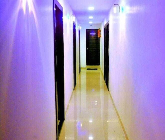 هتل Aralia International Airport, Mumbai