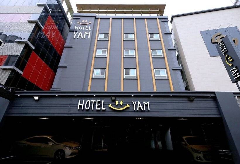 호텔 Yam