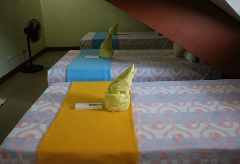 Lolo Oyong Pension House And Restaurant