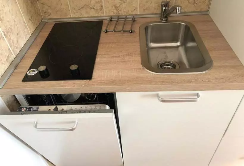 ペンション Apartmani I Sobe Ivančić1