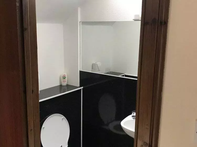 Majatalo Balloan House