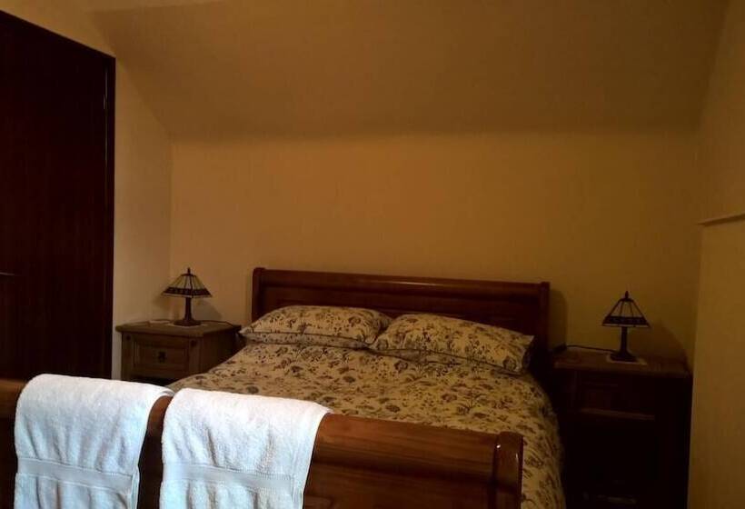 펜션 Balloan House