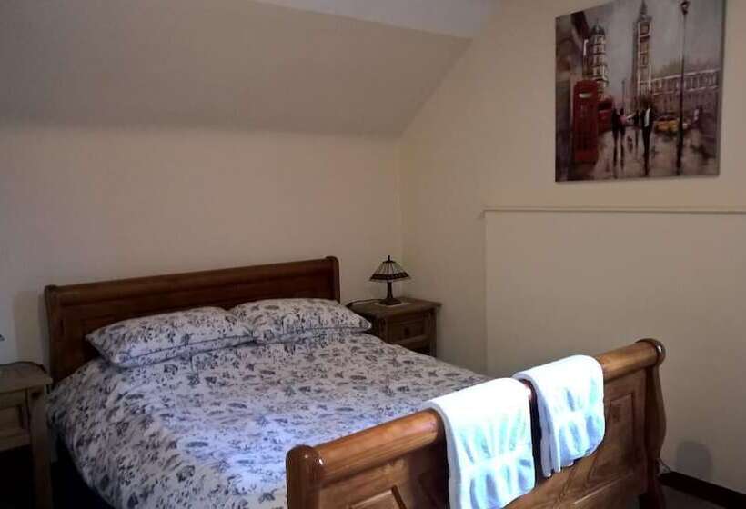 펜션 Balloan House