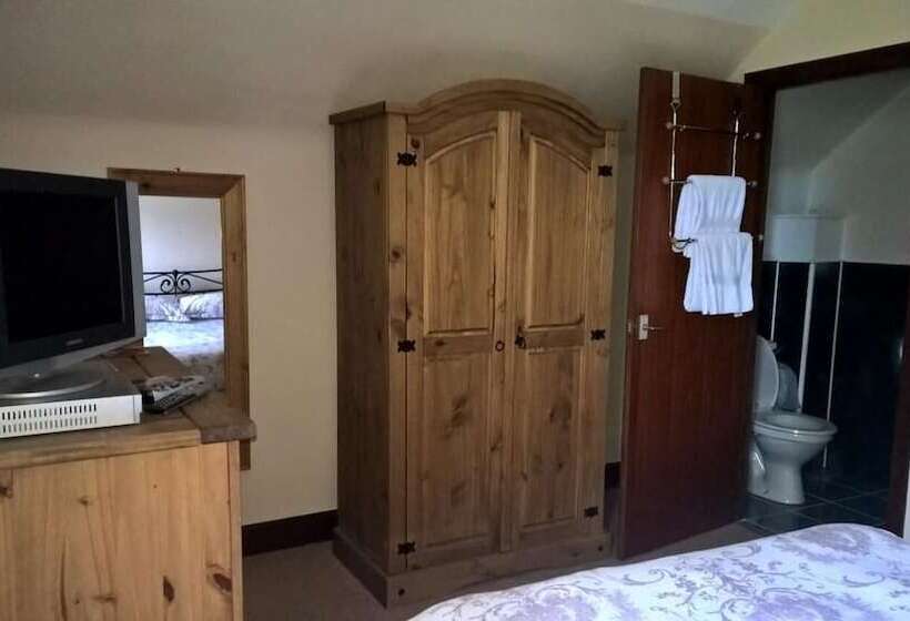 펜션 Balloan House