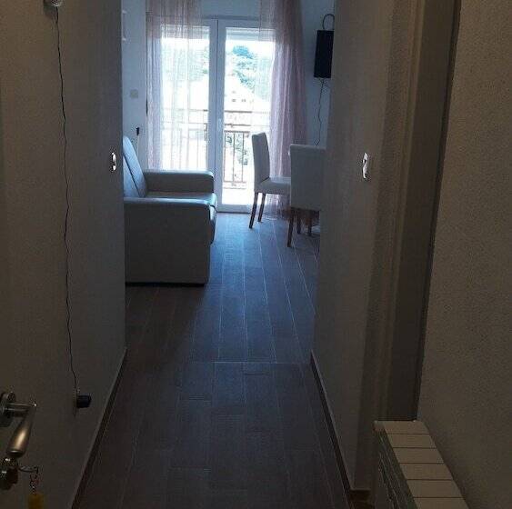 Pensió Nikola Leko Guest House