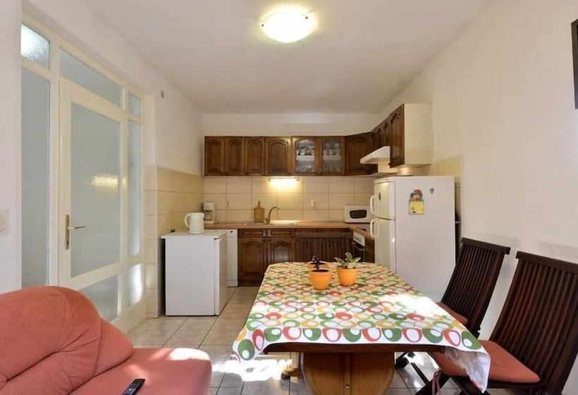 Pensió Nikola Leko Guest House