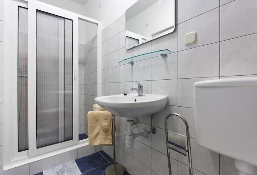 Pensió Nikola Leko Guest House