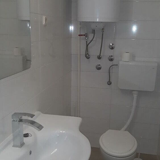 Pensió Nikola Leko Guest House