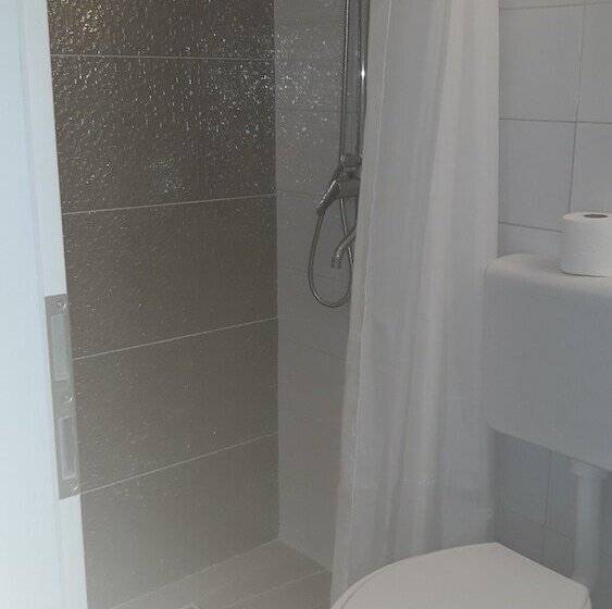 Pensió Nikola Leko Guest House