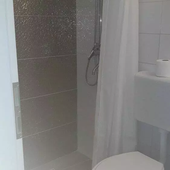 Majatalo Nikola Leko Guest House