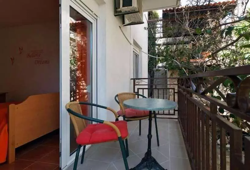 Majatalo Nikola Leko Guest House
