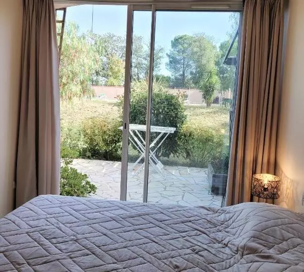 Villa élancia