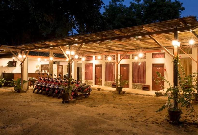 هاستل Maya Bagan