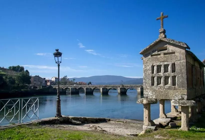 Hostel Albergue O Meson   Apartamentos