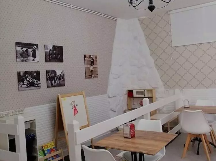 Hostel Albergue O Meson   Apartamentos