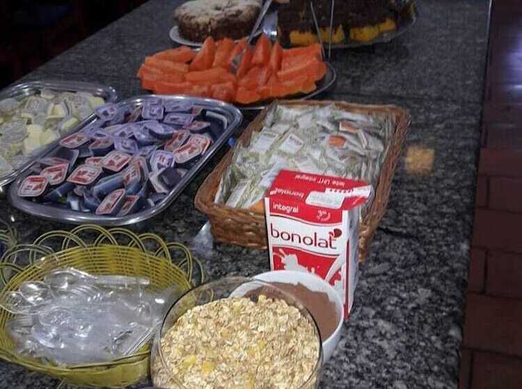 호텔 Colonia De Férias Sinprovesp