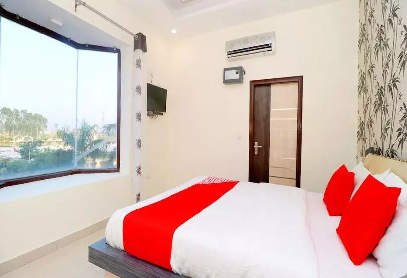 Hotelli O Sangam Resort