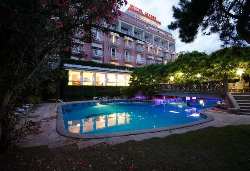 هتل Grande Albergo Marin