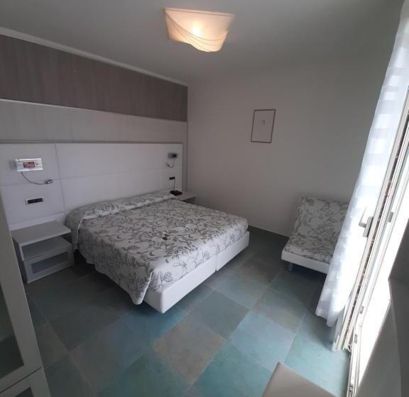 هتل Grande Albergo Marin