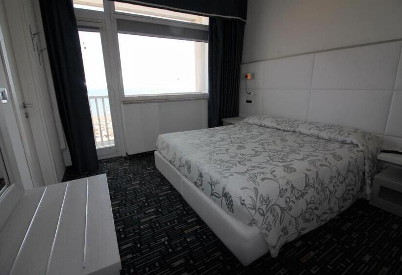 هتل Grande Albergo Marin