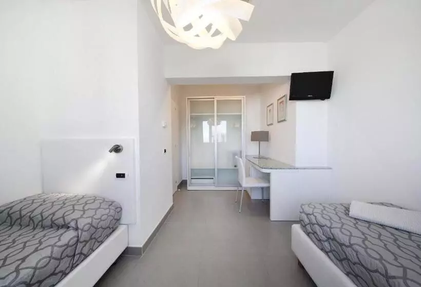هتل Grande Albergo Marin