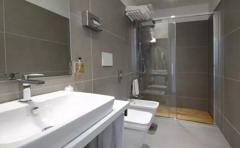 هتل Grande Albergo Marin