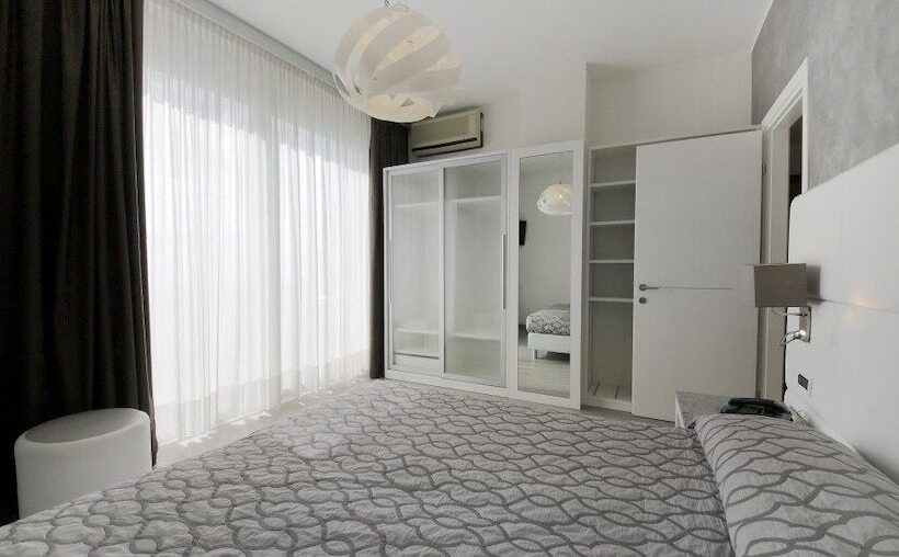 هتل Grande Albergo Marin