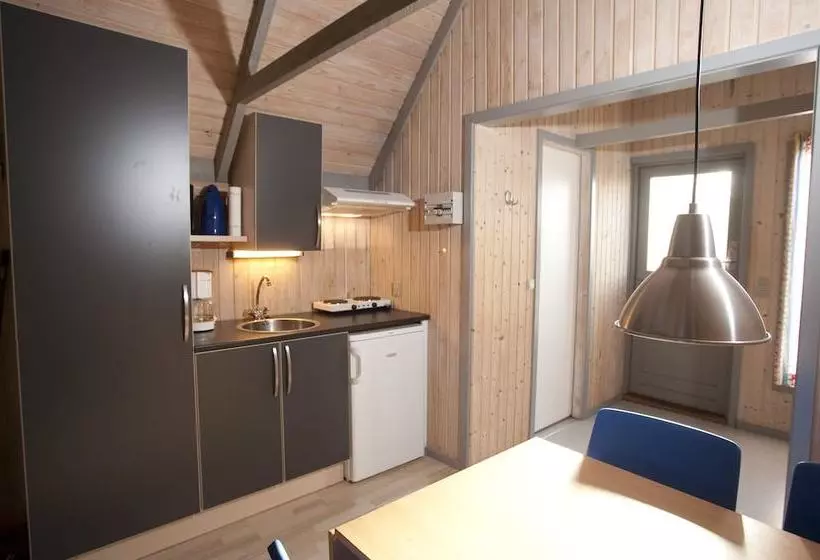هتل Frederikshavn Nordstrand Camping & Cottages