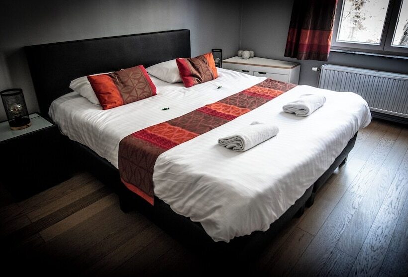 ペンション L'inattendu Sur La Croisette Dinant Centre