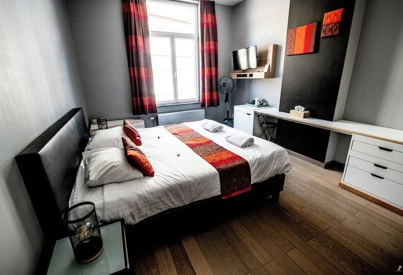 ペンション L'inattendu Sur La Croisette Dinant Centre