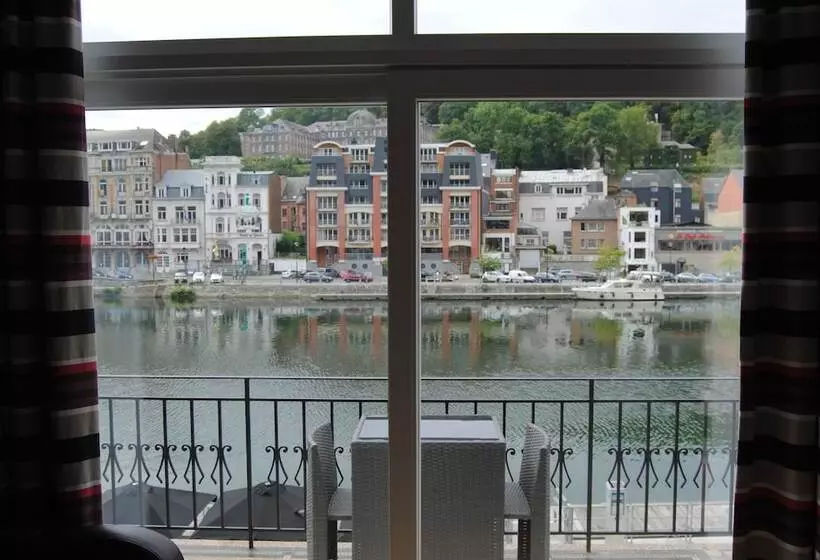 ペンション L'inattendu Sur La Croisette Dinant Centre