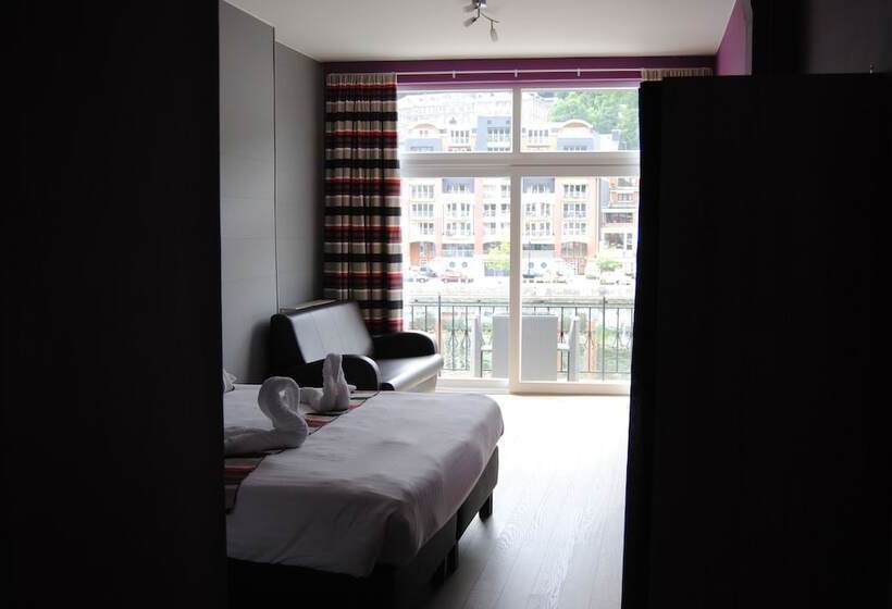 ペンション L'inattendu Sur La Croisette Dinant Centre