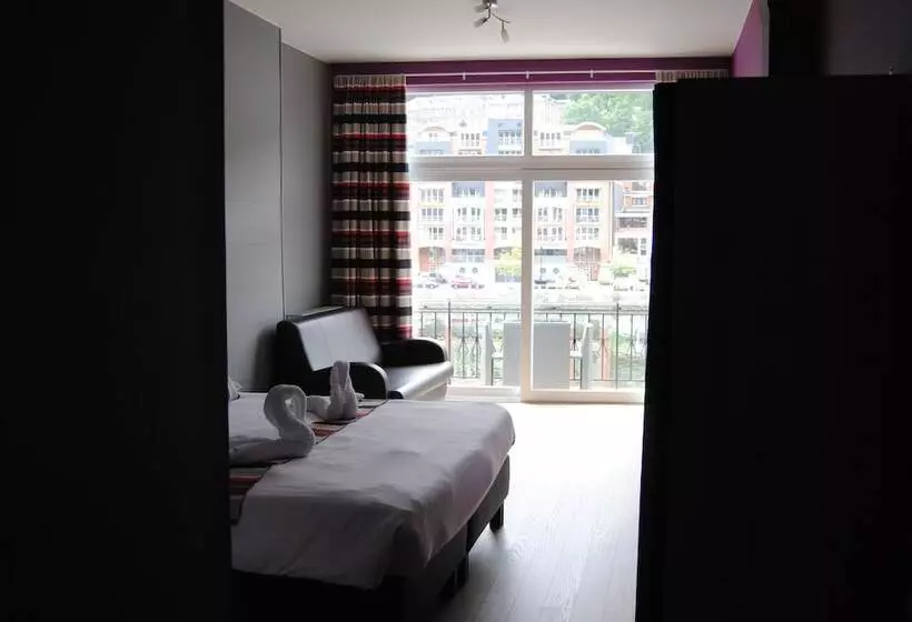 ペンション L'inattendu Sur La Croisette Dinant Centre