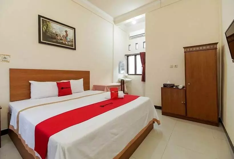 پانسیون Reddoorz @ Jalan Hos Cokroaminoto Mataram