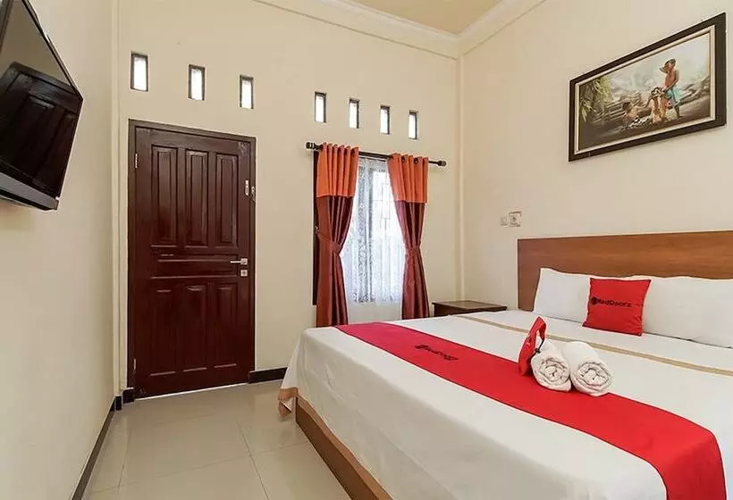 پانسیون Reddoorz @ Jalan Hos Cokroaminoto Mataram