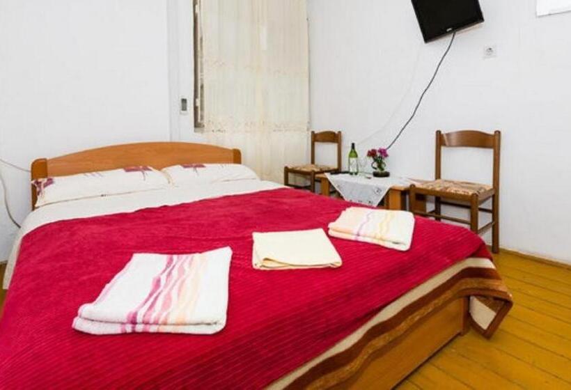 ペンション Rooms Kisic