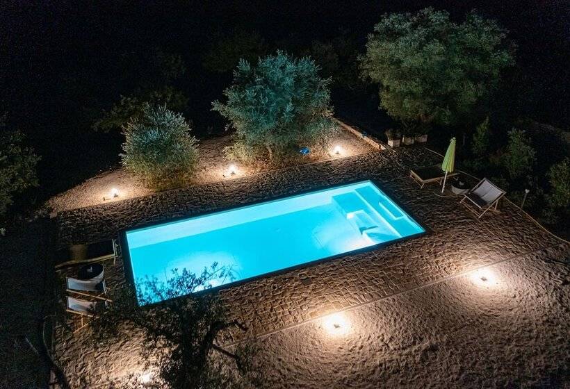 پانسیون Trulli Pietraverde Guest House