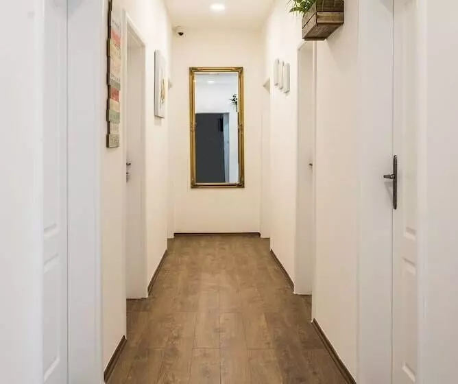 Apart Hostel Zero