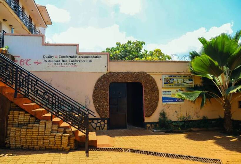 هتل Merona