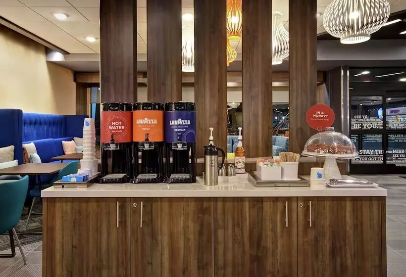 هتل Tru By Hilton Denver South Park Meadows