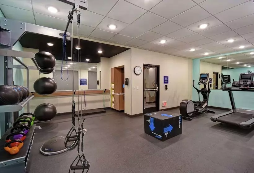 هتل Tru By Hilton Denver South Park Meadows