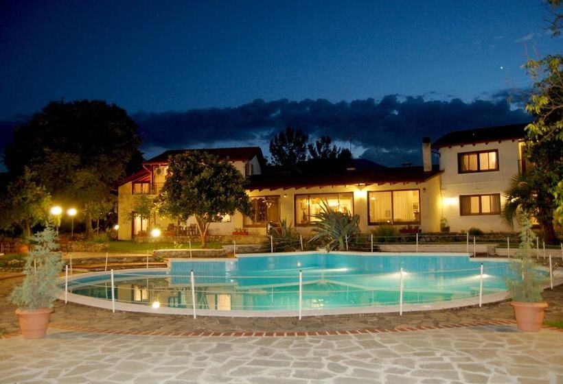 בית מלון כפרי Villa Anthemia