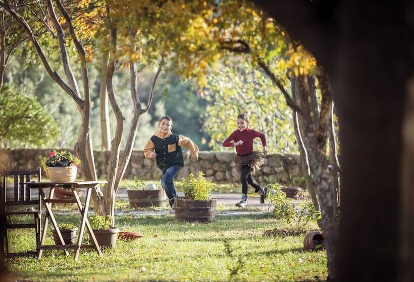 בית מלון כפרי Villa Anthemia