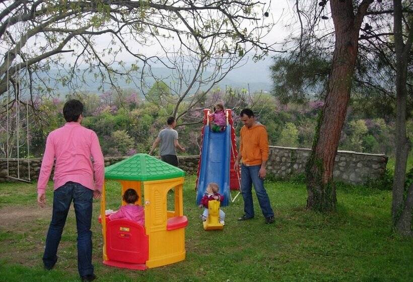 בית מלון כפרי Villa Anthemia