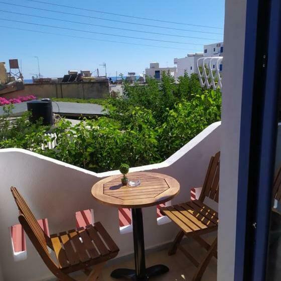 פנסיון Giannis Rooms